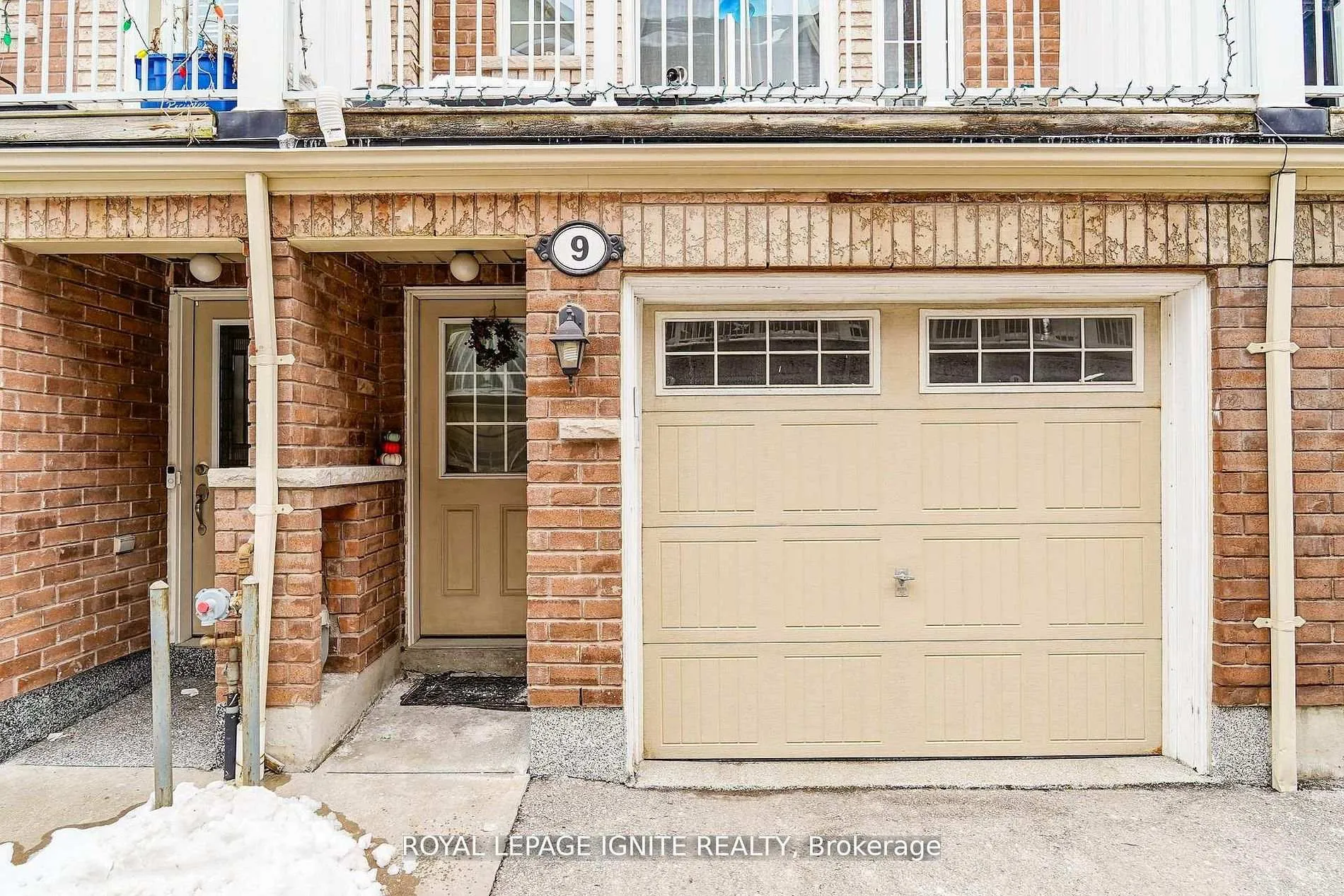 Photo 2 of 9 Cooperage Lane, Ajax, Central — HOMEH