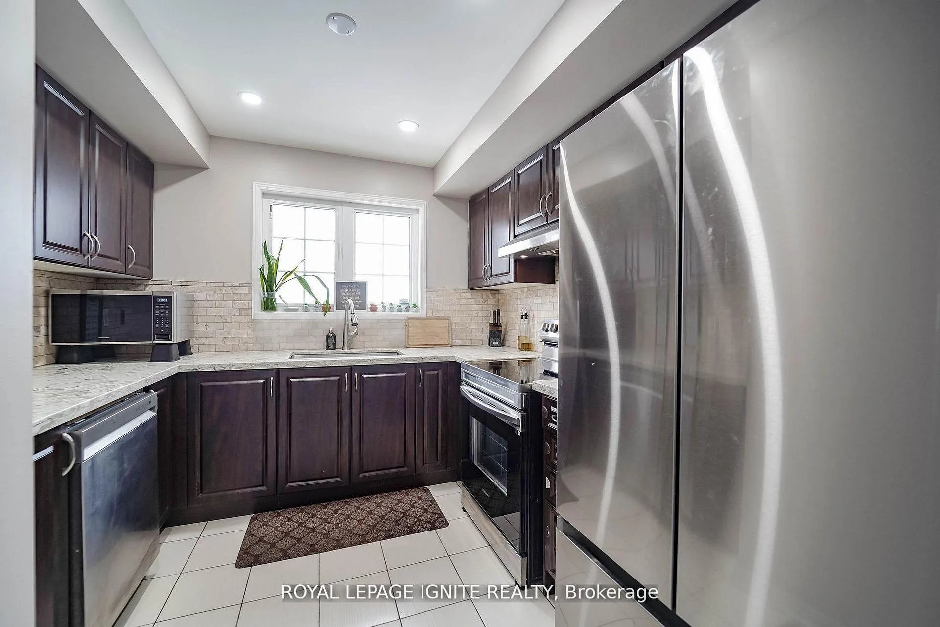 Photo 9 of 9 Cooperage Lane, Ajax, Central — HOMEH