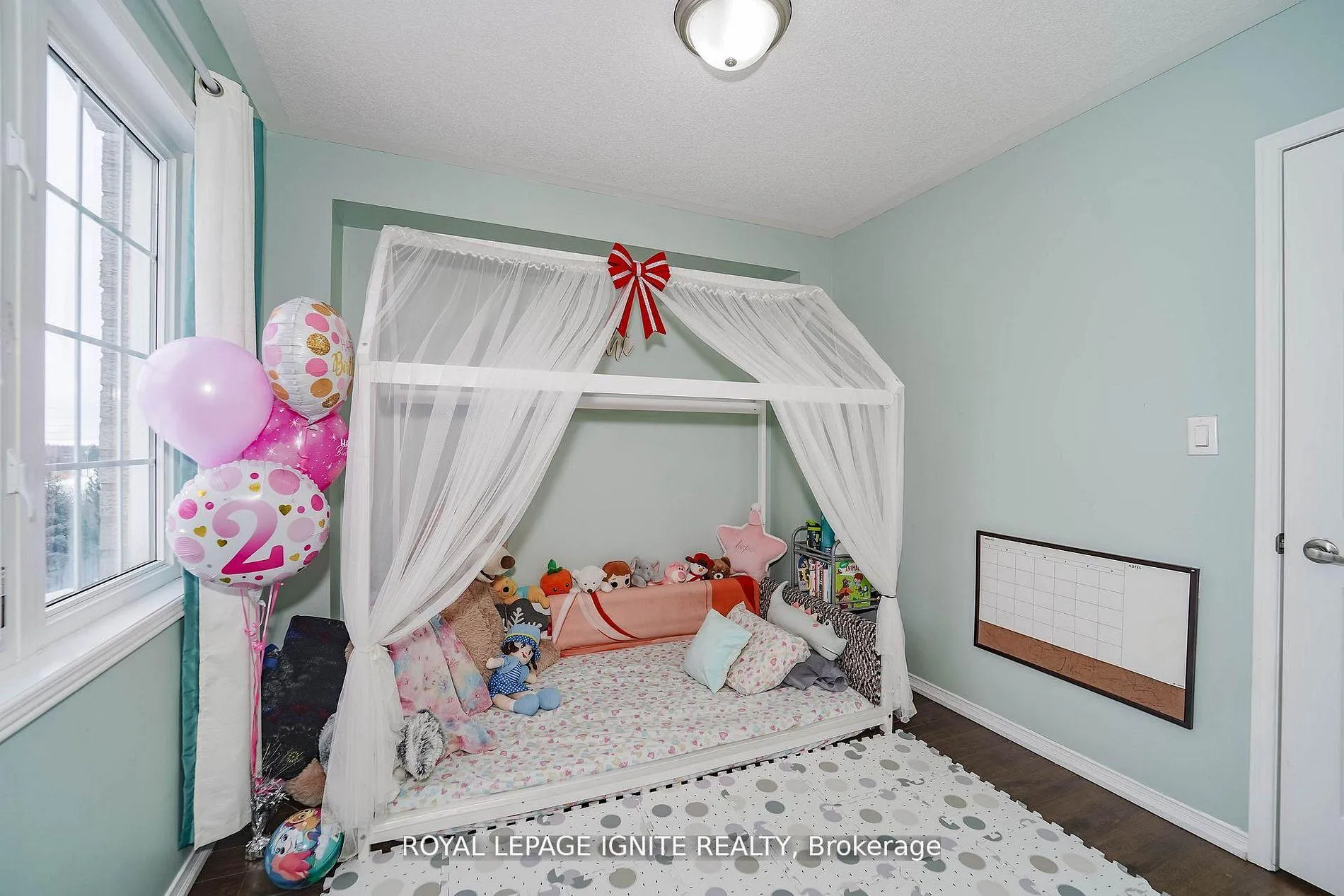 Photo 14 of 9 Cooperage Lane, Ajax, Central — HOMEH