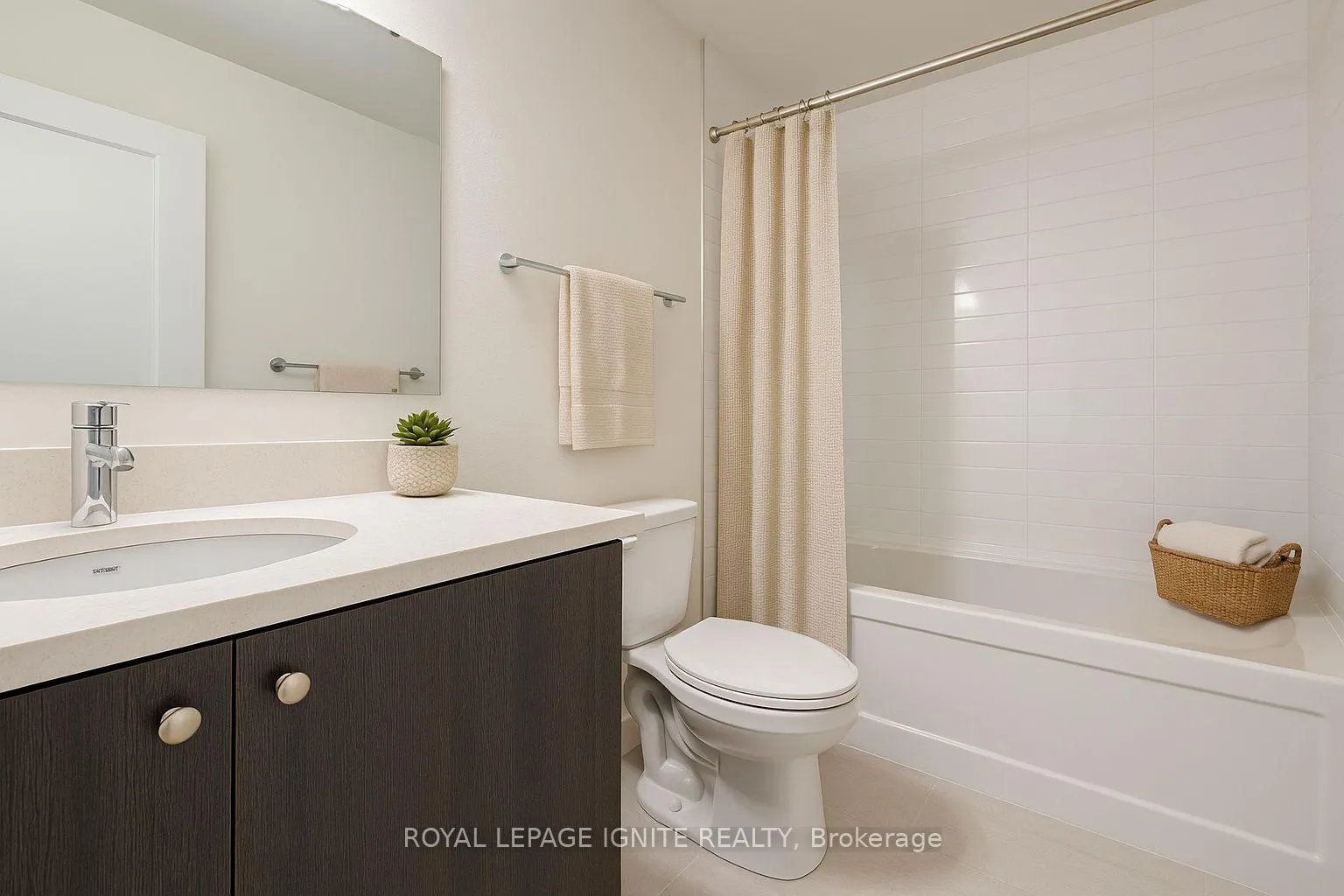 Photo 10 of Unit 107, 51 Clarington Boulevard, Clarington, Bowmanville — HOMEH