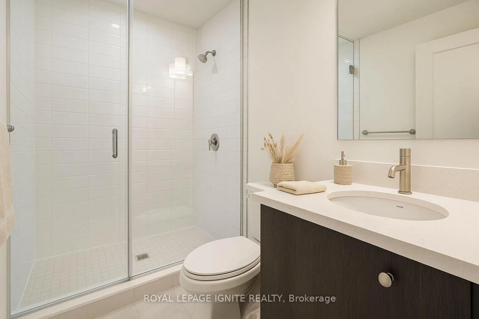 Photo 13 of Unit 107, 51 Clarington Boulevard, Clarington, Bowmanville — HOMEH