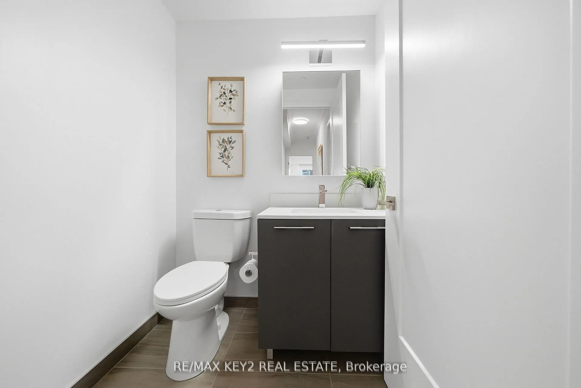Photo 25 of Unit 601, 38 Water Walk Drive, Markham, Unionville — HOMEH