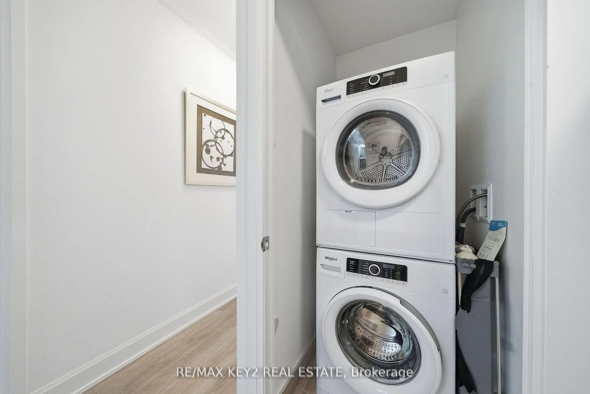 Photo 26 of Unit 601, 38 Water Walk Drive, Markham, Unionville — HOMEH