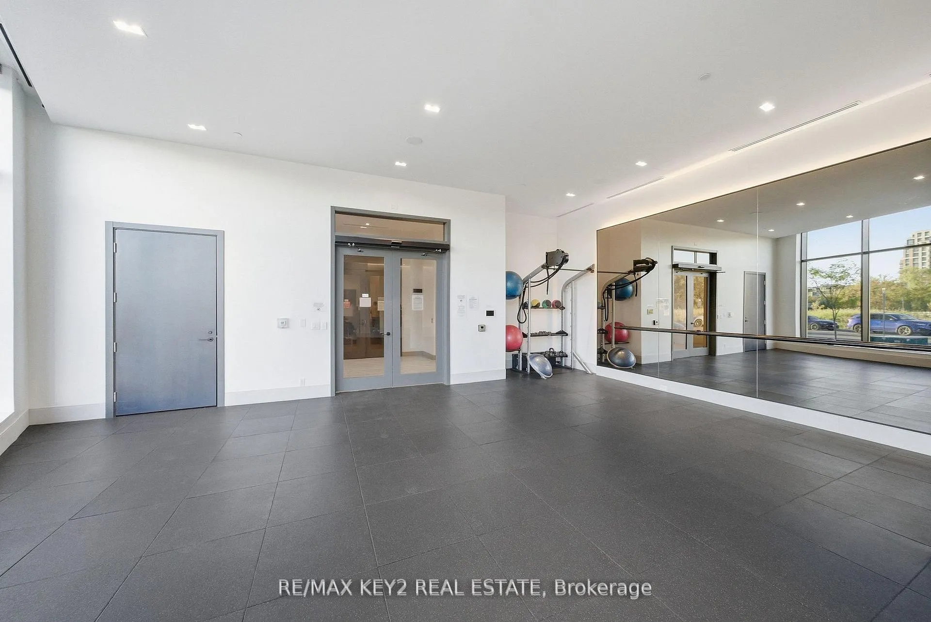 Photo 30 of Unit 601, 38 Water Walk Drive, Markham, Unionville — HOMEH