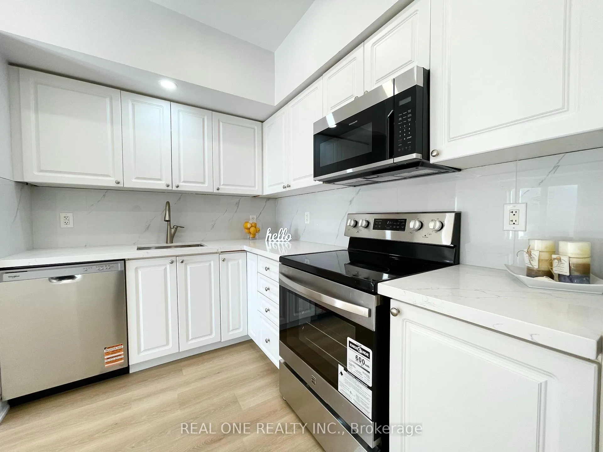 Photo 7 of Unit 217, 25 Richgrove Drive, Etobicoke, Willowridge-Martingrove-Richview — HOMEH