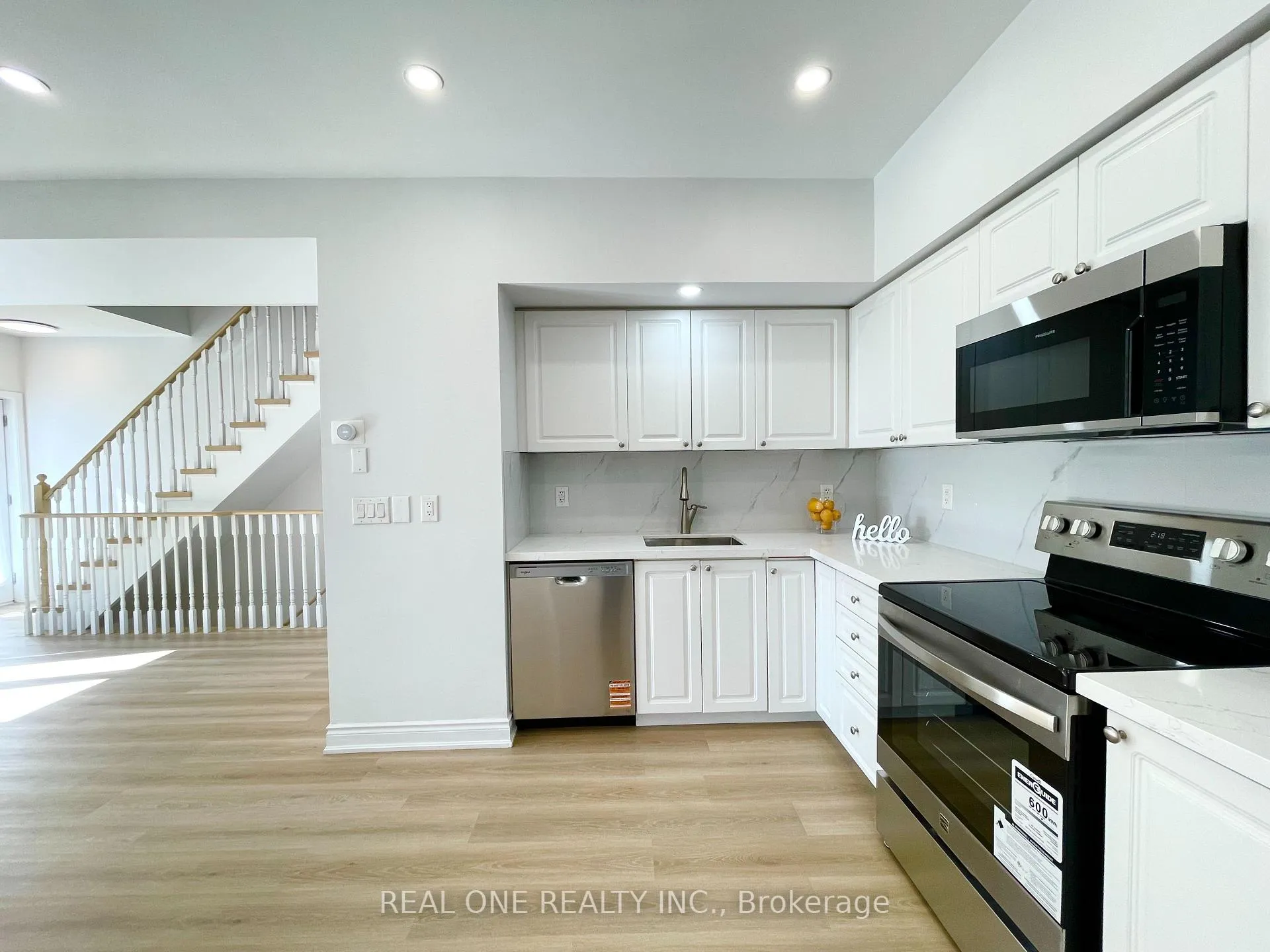 Photo 9 of Unit 217, 25 Richgrove Drive, Etobicoke, Willowridge-Martingrove-Richview — HOMEH