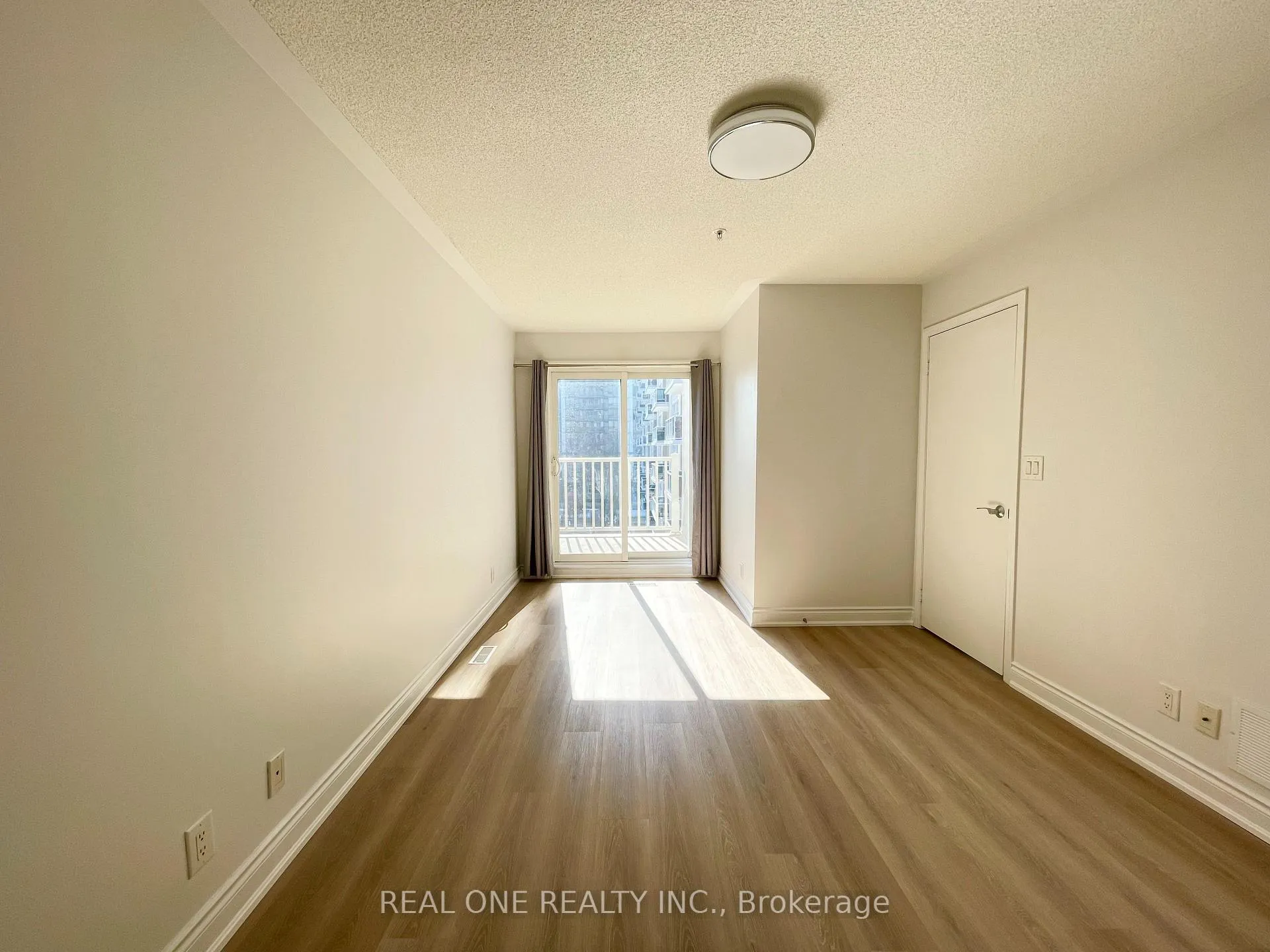Photo 16 of Unit 217, 25 Richgrove Drive, Etobicoke, Willowridge-Martingrove-Richview — HOMEH