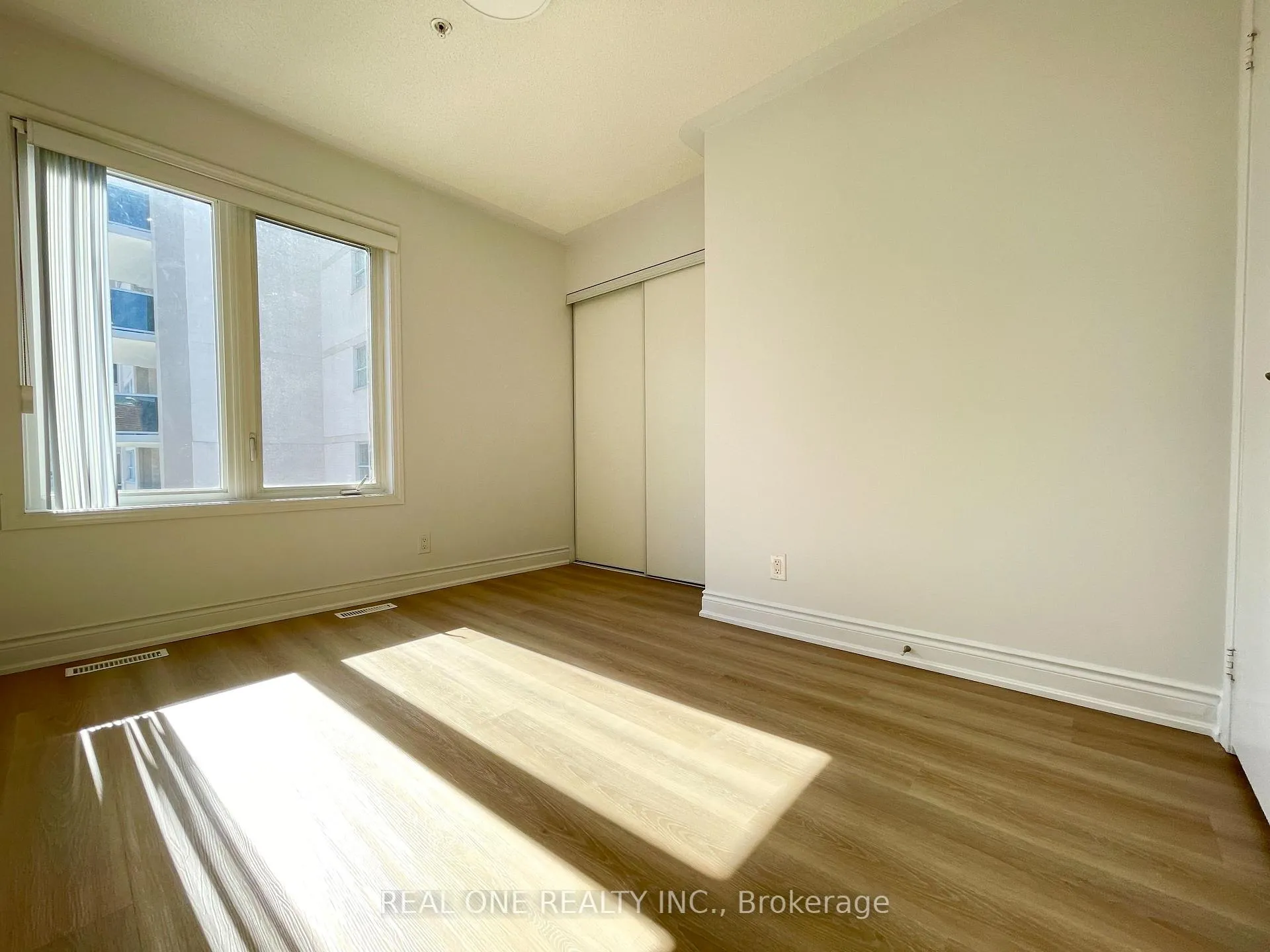 Photo 21 of Unit 217, 25 Richgrove Drive, Etobicoke, Willowridge-Martingrove-Richview — HOMEH