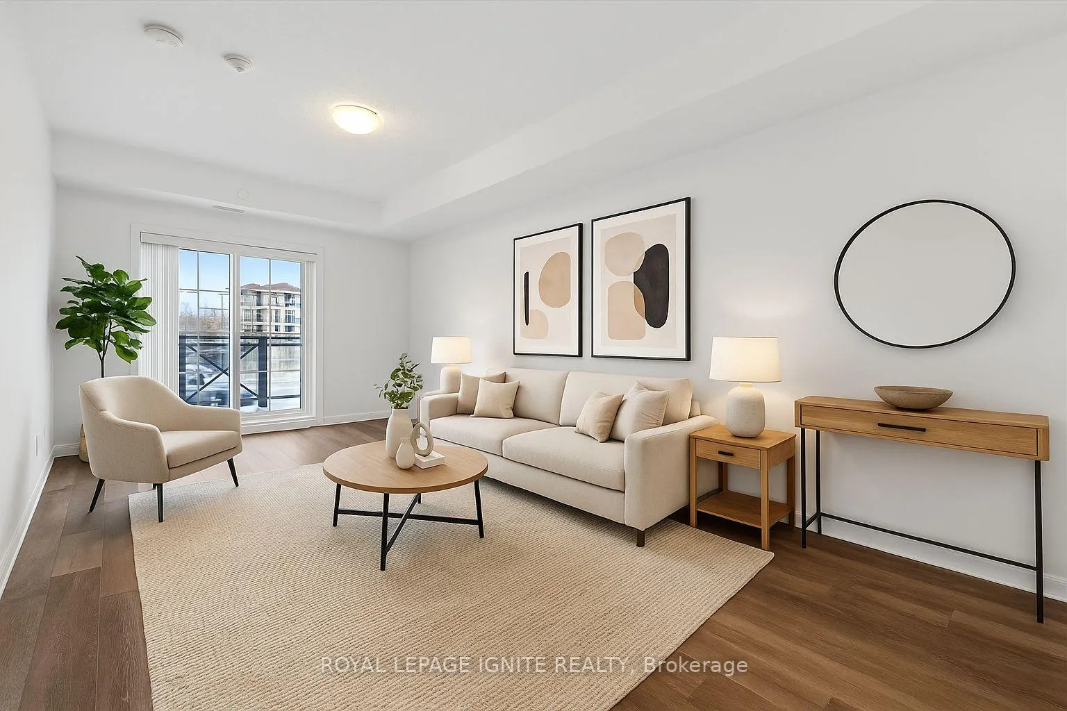 Photo 4 of Unit 228, 50 Lakebreeze Drive, Clarington, Newcastle — HOMEH