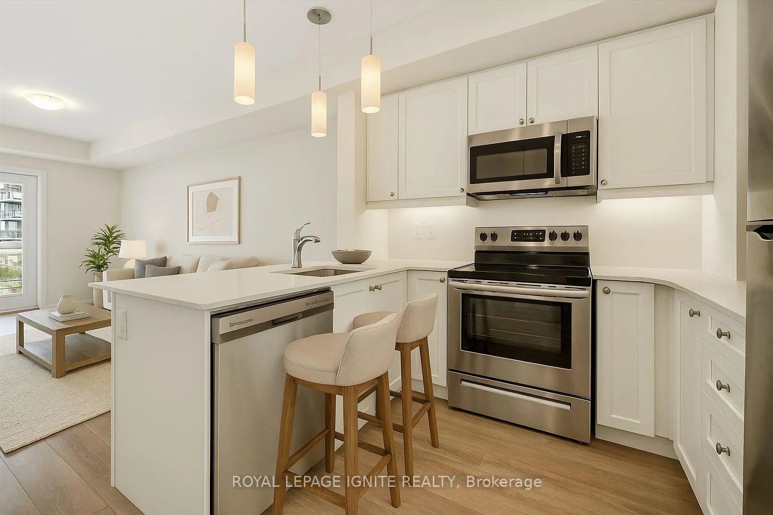 Photo 5 of Unit 228, 50 Lakebreeze Drive, Clarington, Newcastle — HOMEH
