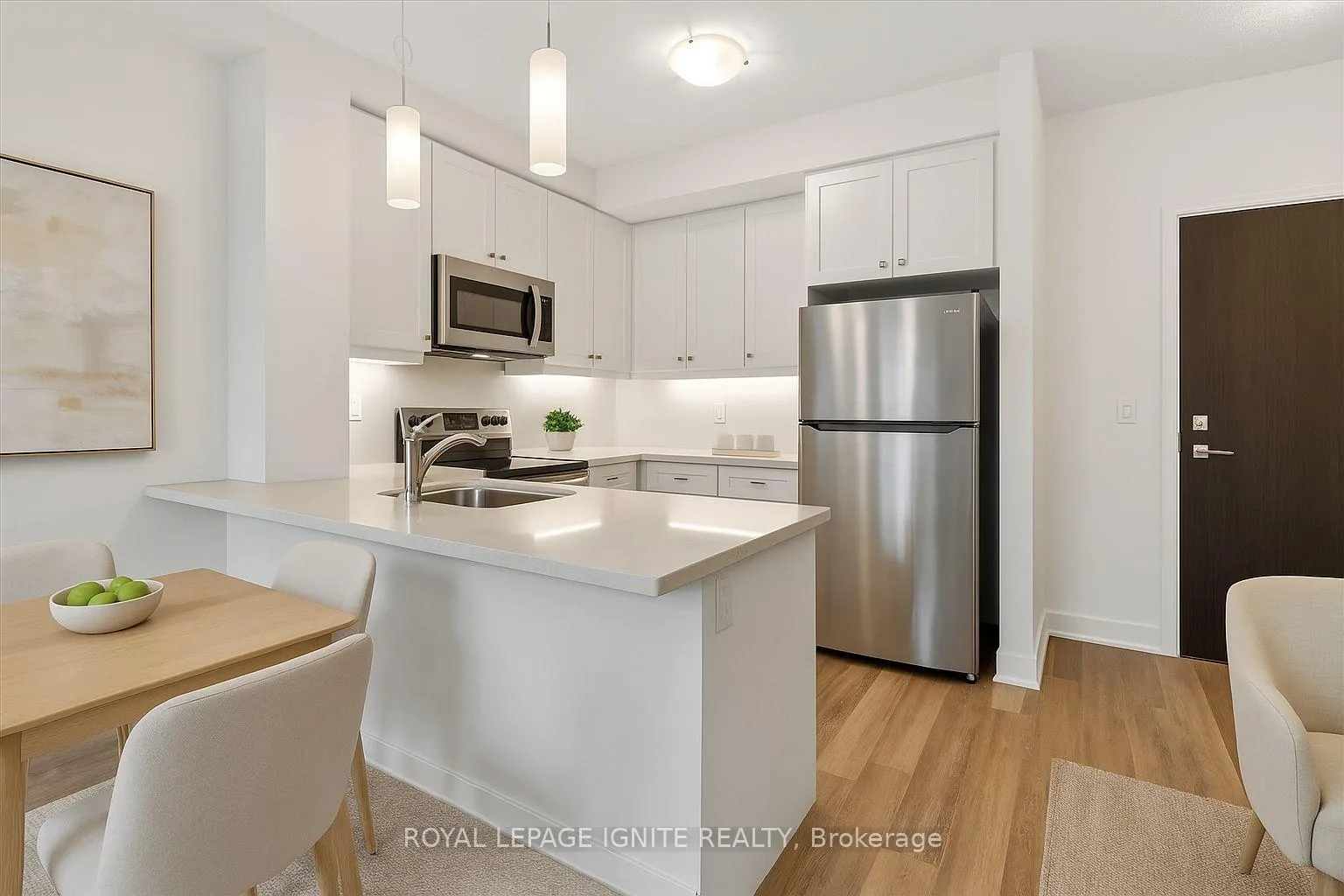 Photo 7 of Unit 228, 50 Lakebreeze Drive, Clarington, Newcastle — HOMEH