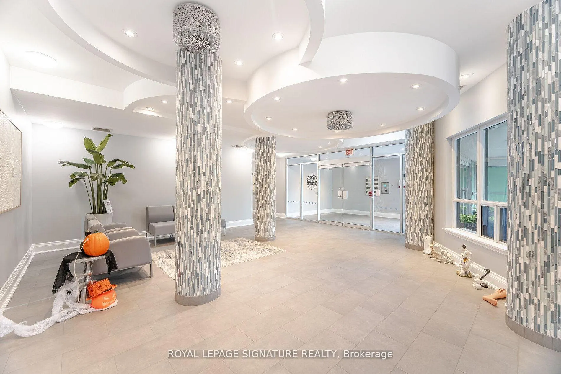 Photo 13 of Unit 510, 60 Fairfax Crescent, Scarborough, Clairlea-Birchmount — HOMEH