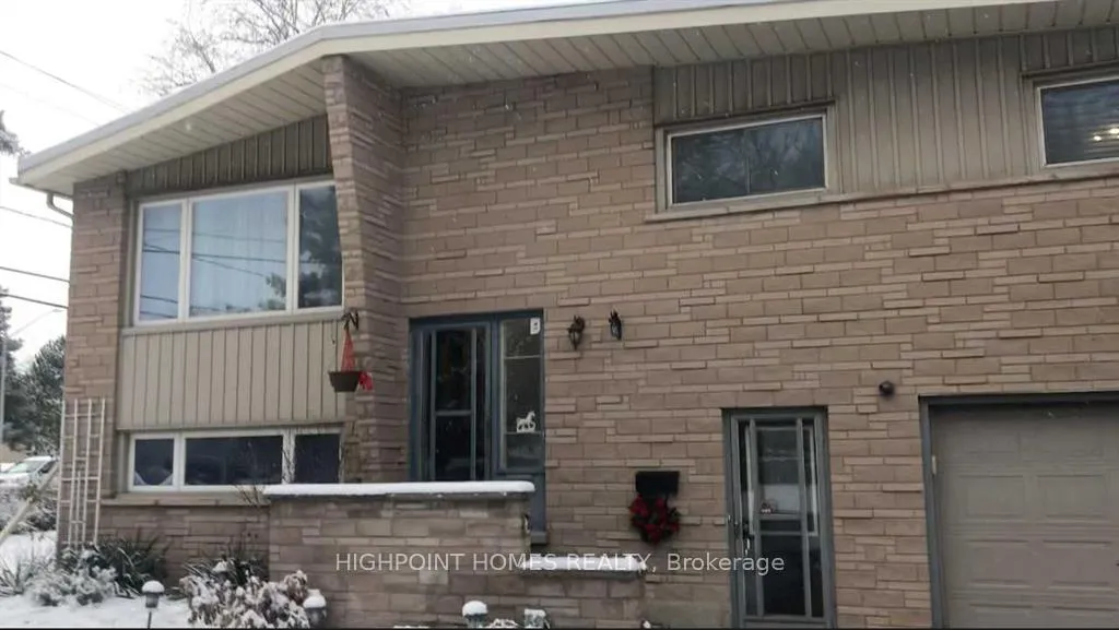 Photo 1 of 580 Forest Hill (Upper Unit) Drive, Kitchener, Forest Heights — HOMEH