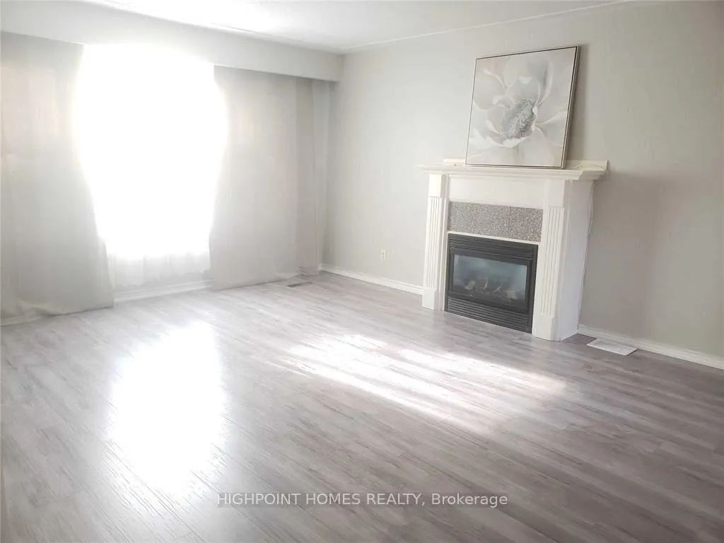 Photo 5 of 580 Forest Hill (Upper Unit) Drive, Kitchener, Forest Heights — HOMEH