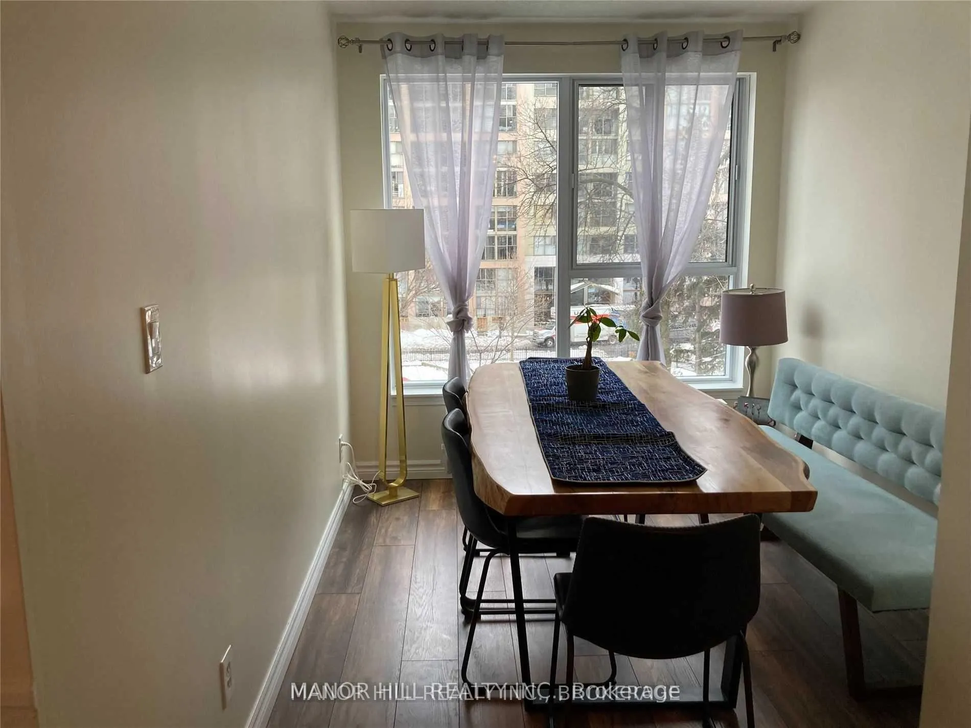 Photo 2 of Unit 325, 222 The Esplanade, Toronto, Waterfront Communities — HOMEH