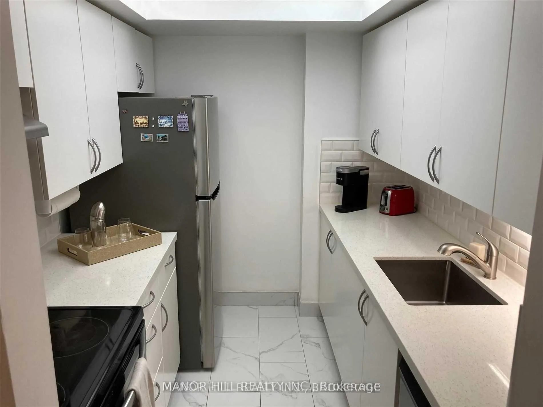 Photo 4 of Unit 325, 222 The Esplanade, Toronto, Waterfront Communities — HOMEH