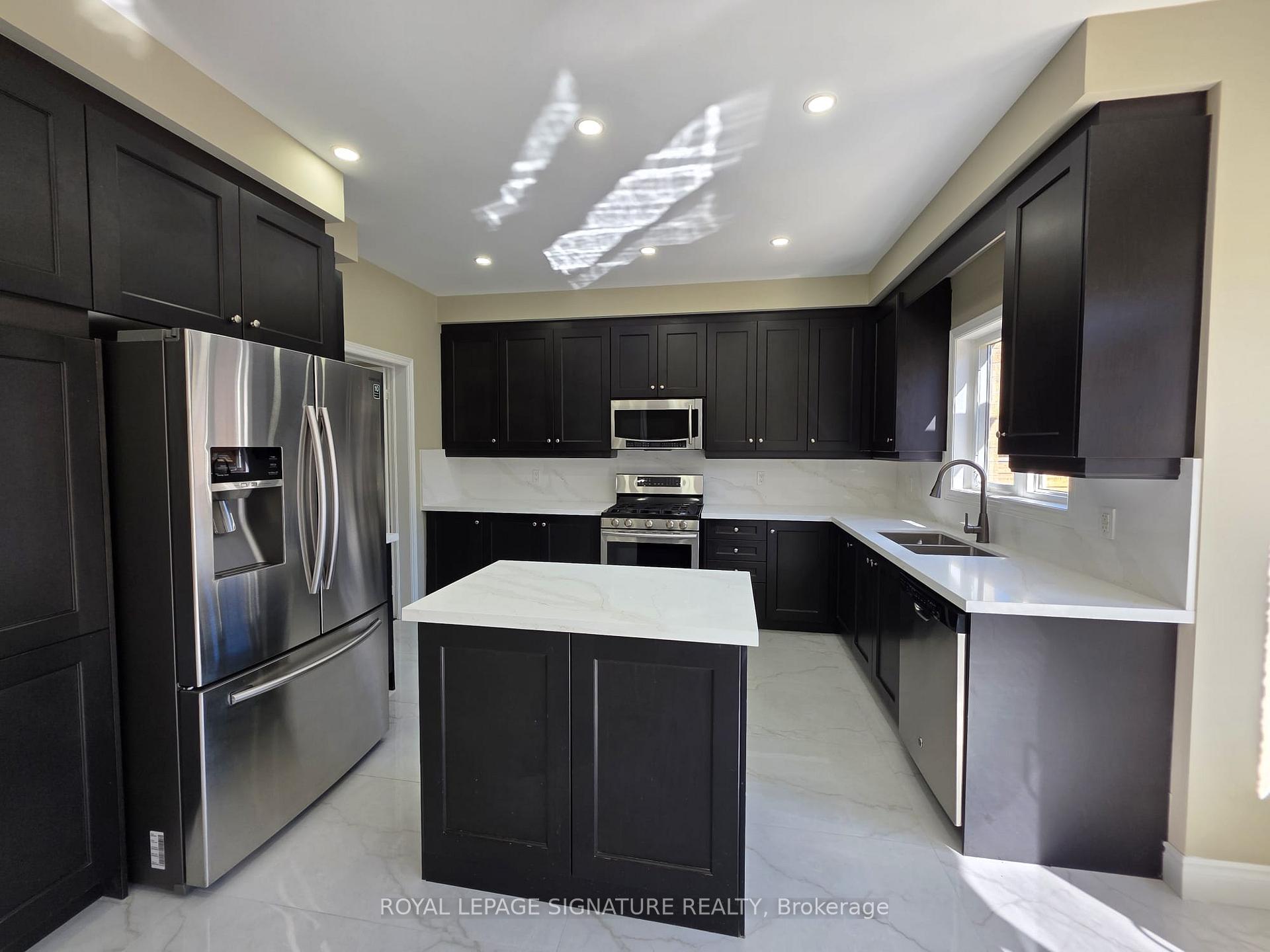 Photo 7 of 152 Mcknight Avenue, Hamilton, Waterdown — HOMEH
