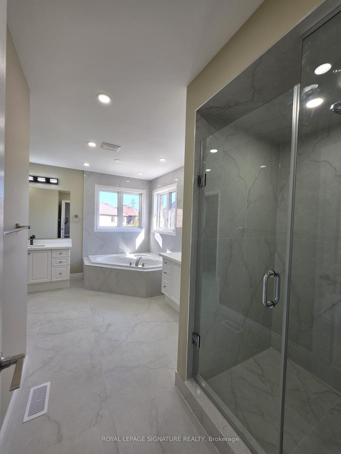 Photo 14 of 152 Mcknight Avenue, Hamilton, Waterdown — HOMEH