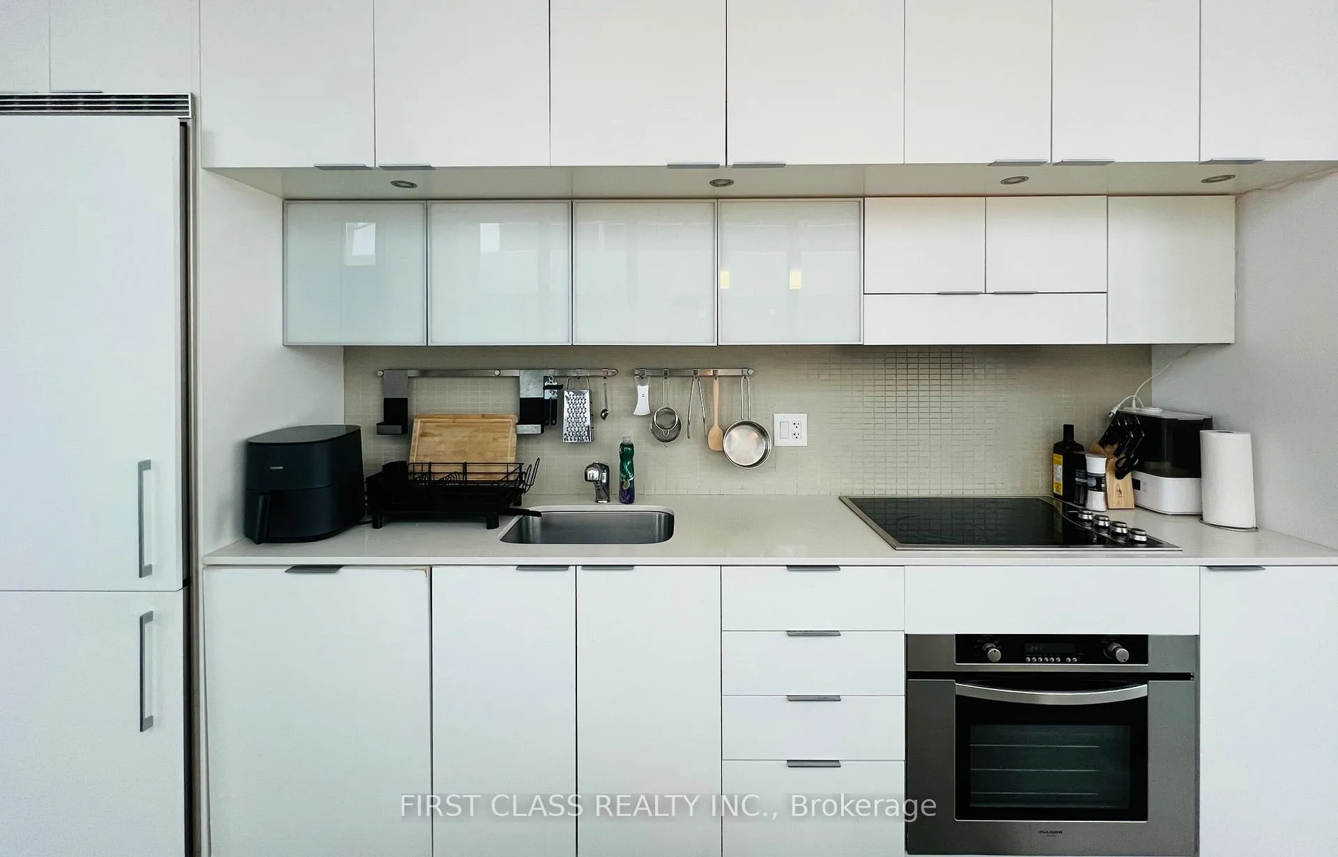 Photo 10 of Unit Ph4405, 110 Charles Street E, Toronto, Church-Yonge Corridor — HOMEH