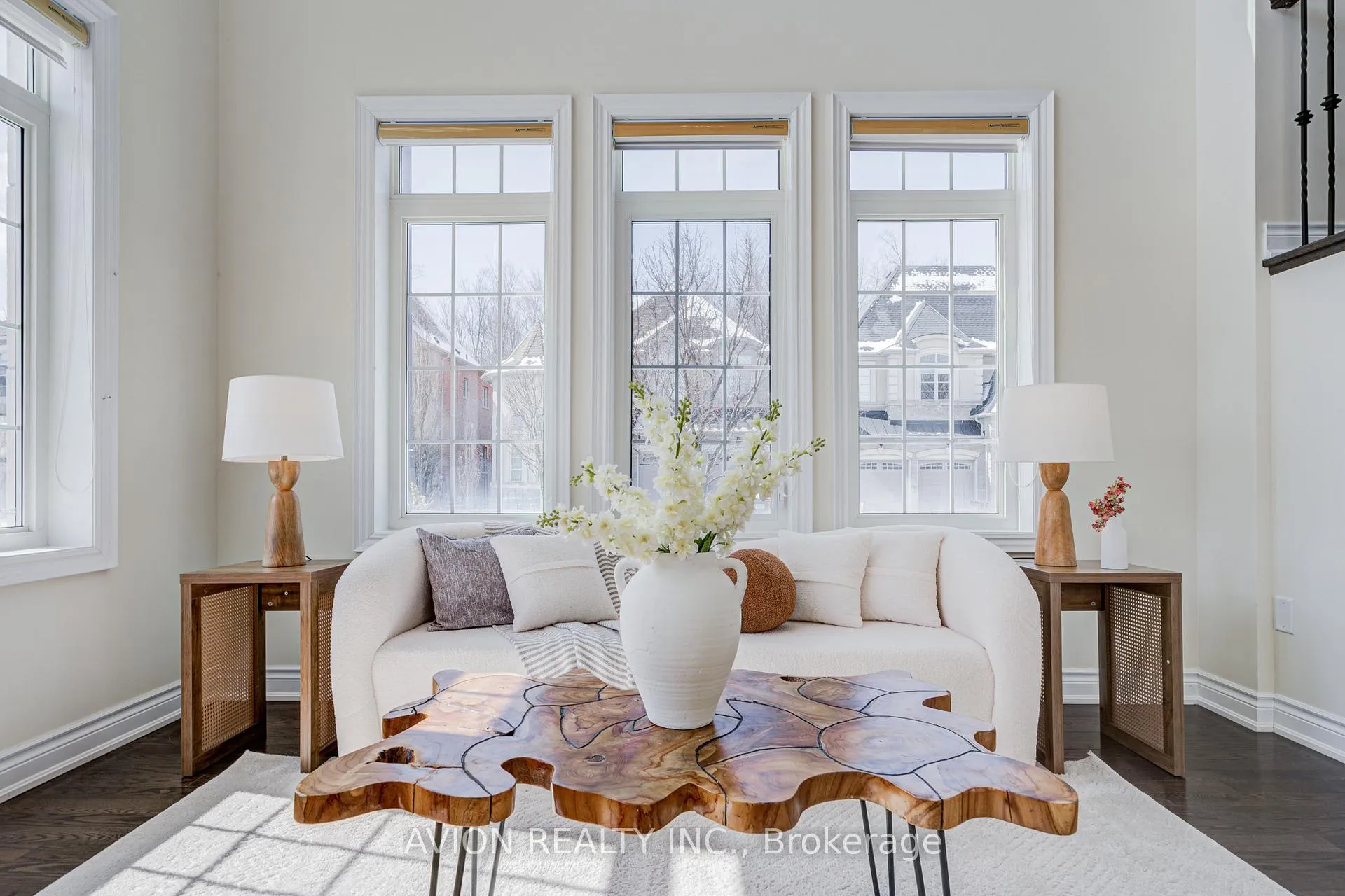 Photo 6 of 30 Ferrazzano Lane, Vaughan, Vellore Village — HOMEH