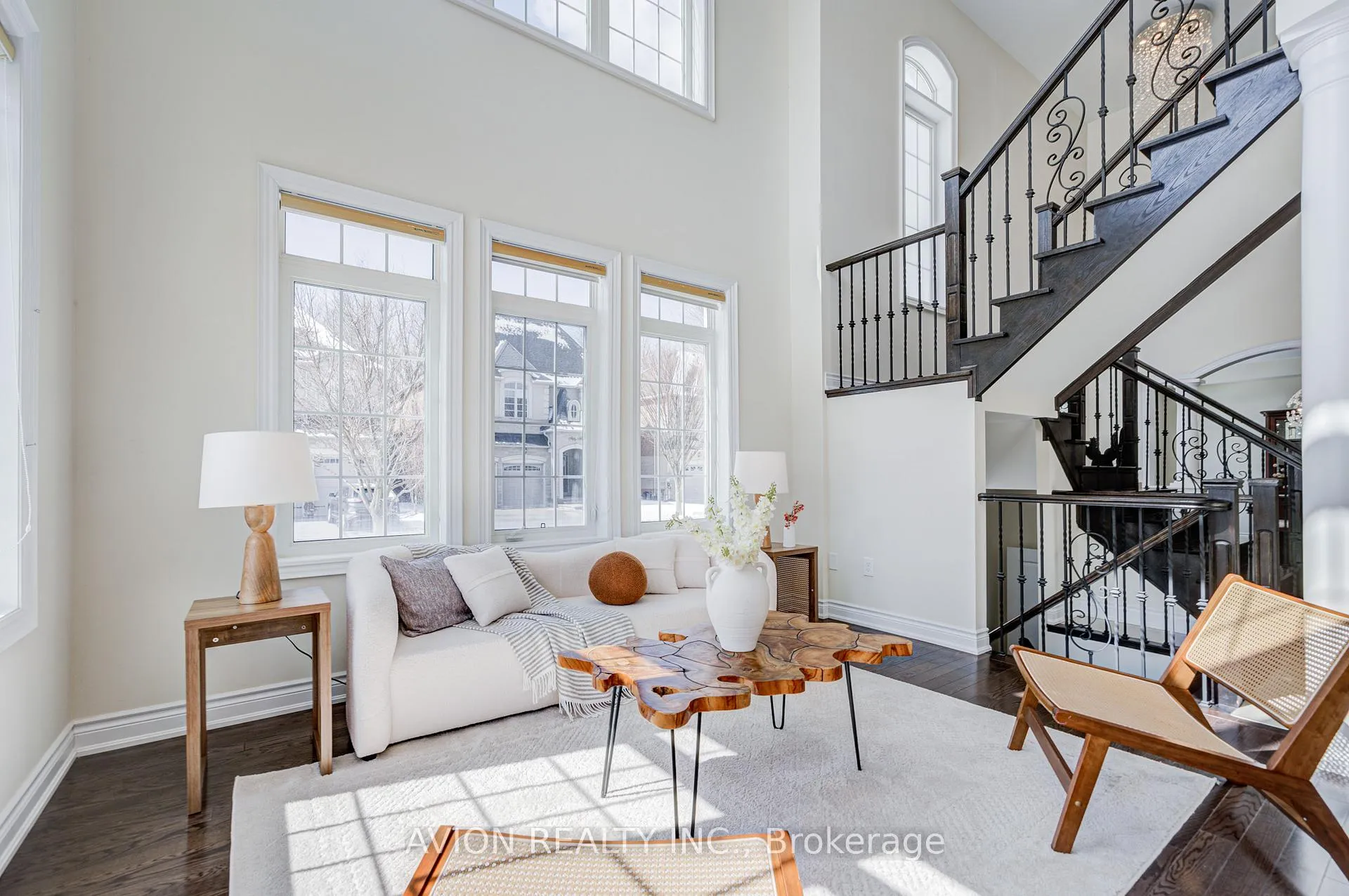 Photo 7 of 30 Ferrazzano Lane, Vaughan, Vellore Village — HOMEH