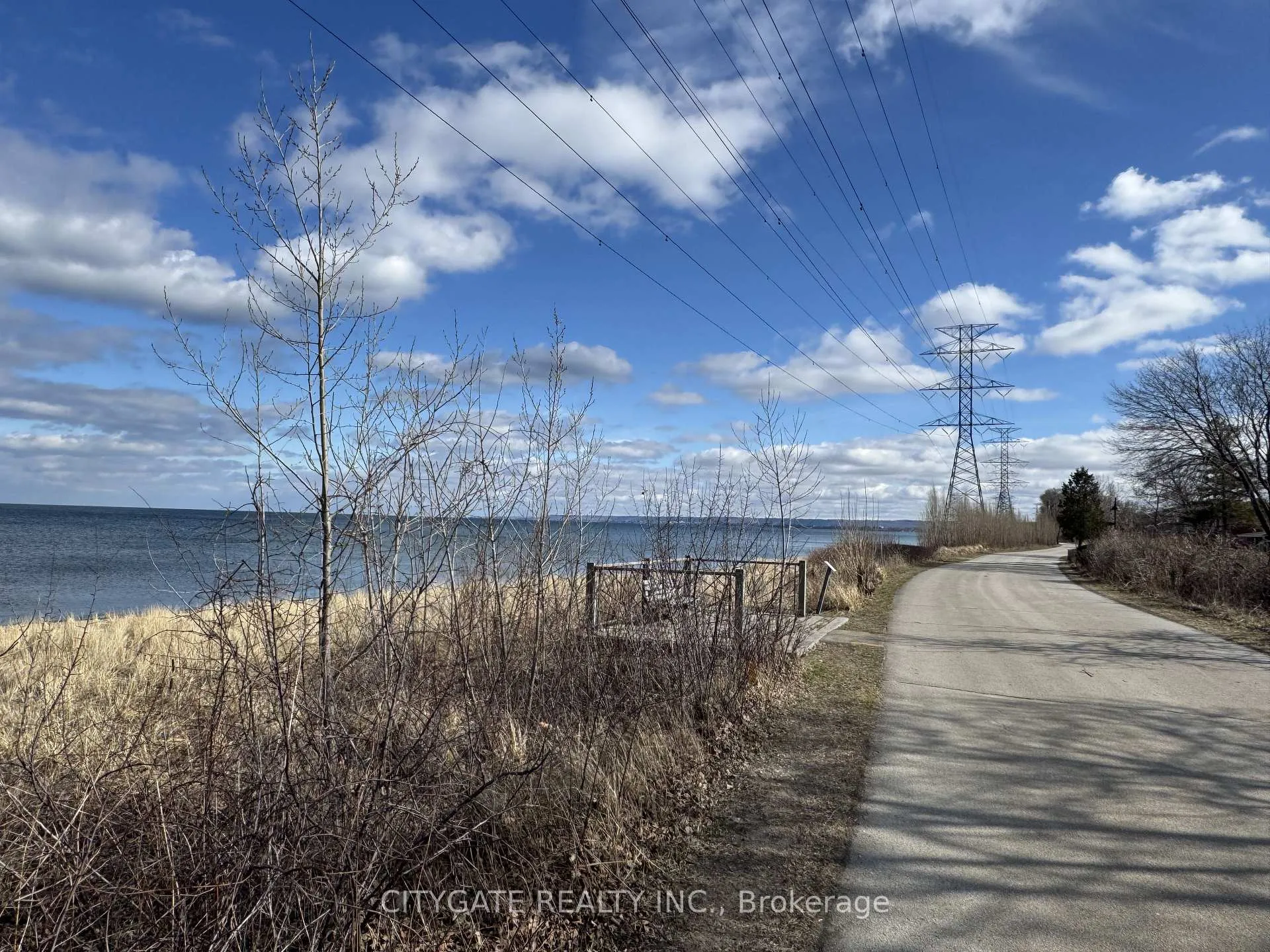 Photo 5 of 480 Beach Boulevard, Hamilton, Hamilton Beach — HOMEH