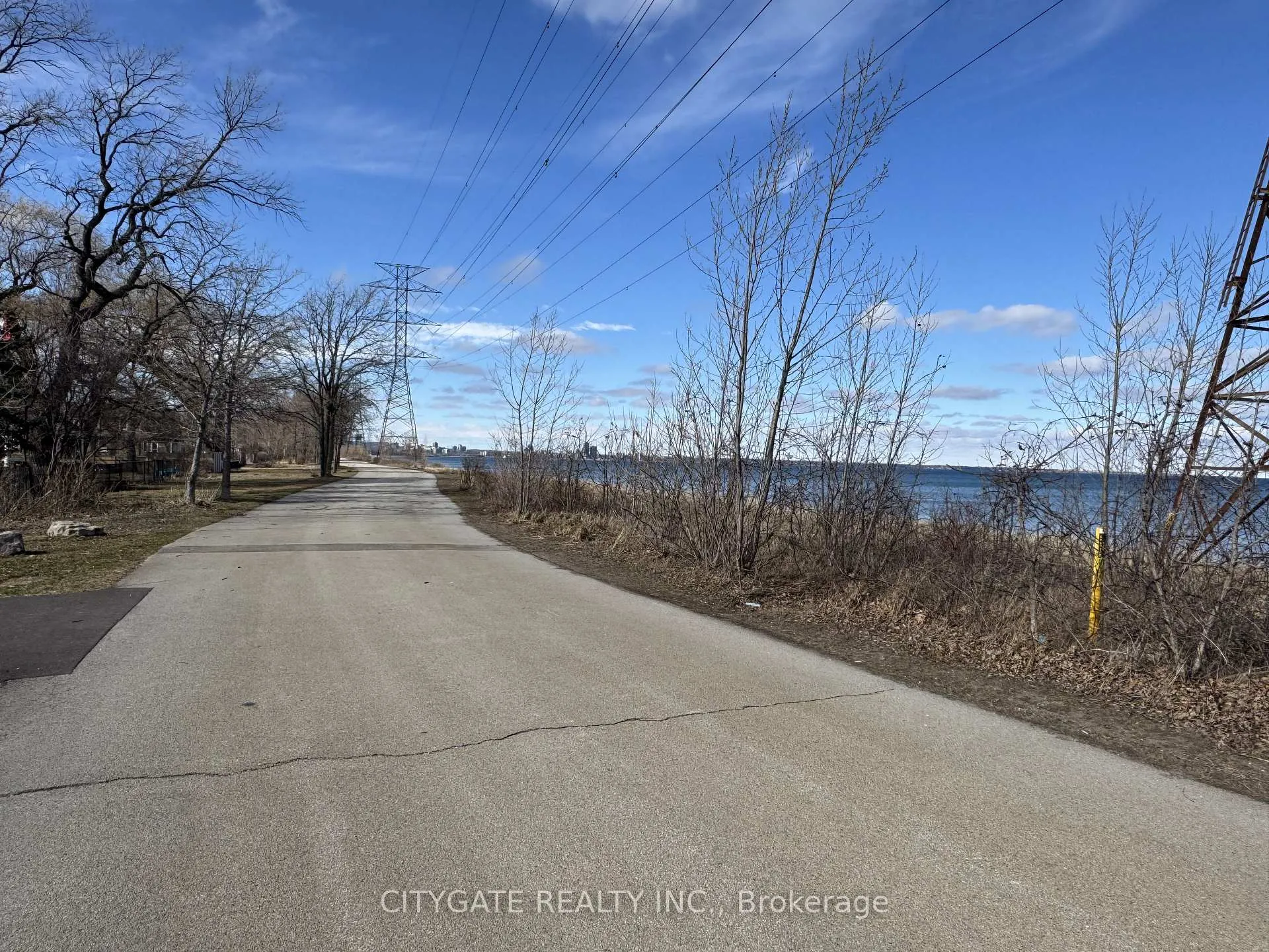 Photo 6 of 480 Beach Boulevard, Hamilton, Hamilton Beach — HOMEH