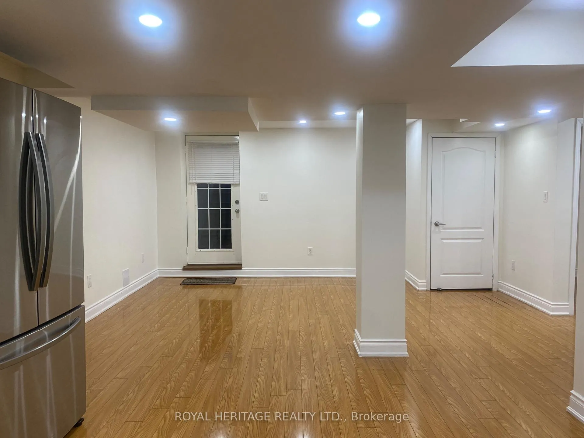 Photo 3 of 24 Reed Drive, Ajax, Central — HOMEH