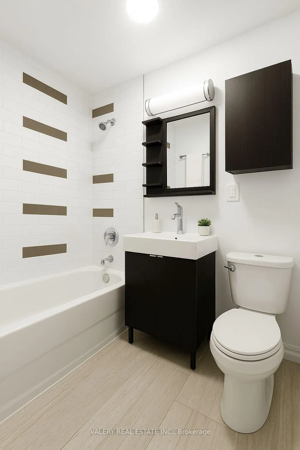 Photo 2 of Unit 8, 107 Redpath Avenue, Toronto, Mount Pleasant West — HOMEH