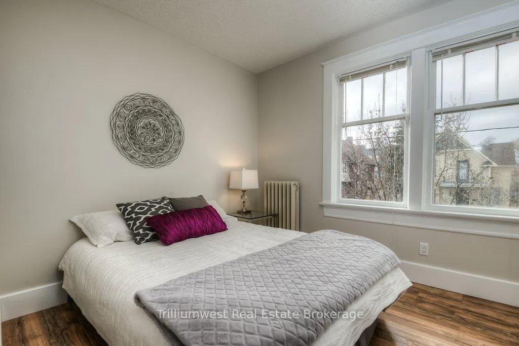 Photo 18 of 54 Park Street, Kitchener, Cherry Hill — HOMEH