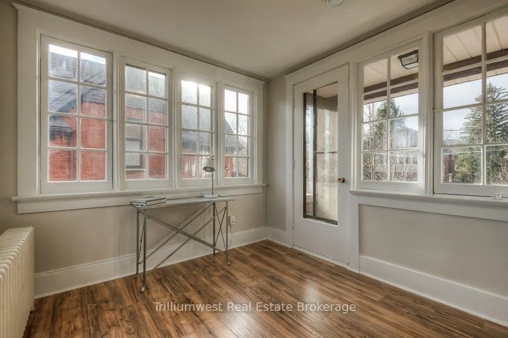 Photo 21 of 54 Park Street, Kitchener, Cherry Hill — HOMEH