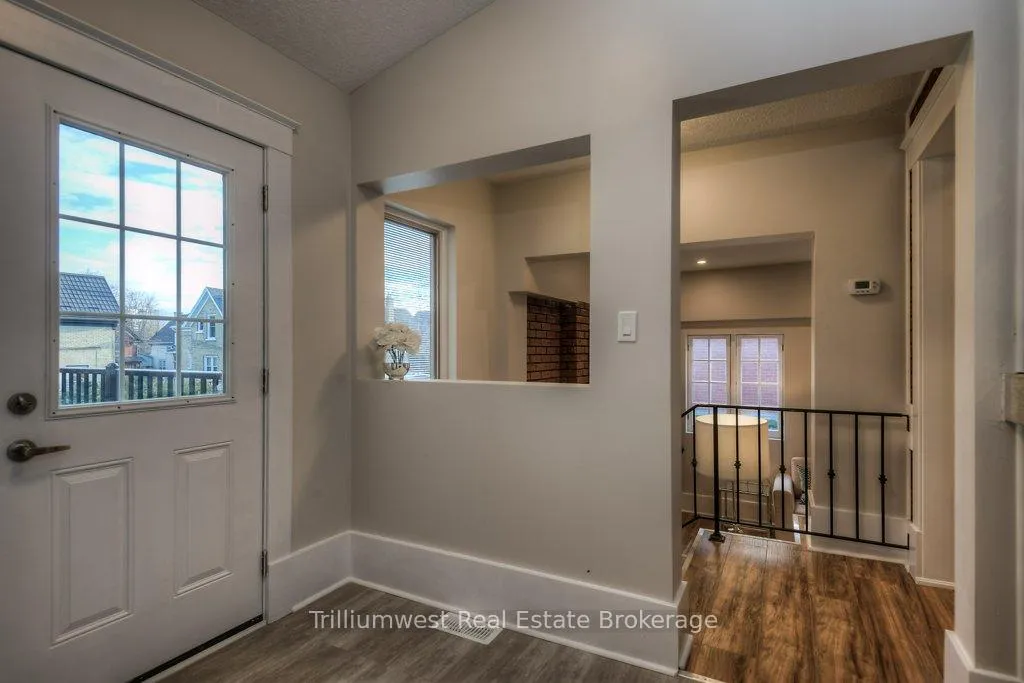 Photo 34 of 54 Park Street, Kitchener, Cherry Hill — HOMEH