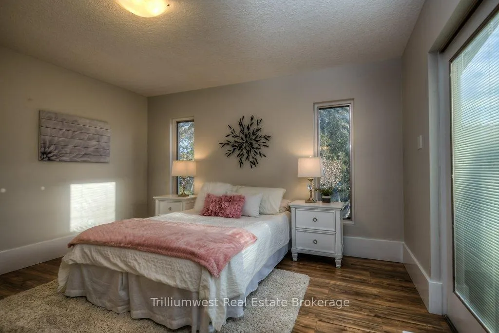 Photo 35 of 54 Park Street, Kitchener, Cherry Hill — HOMEH