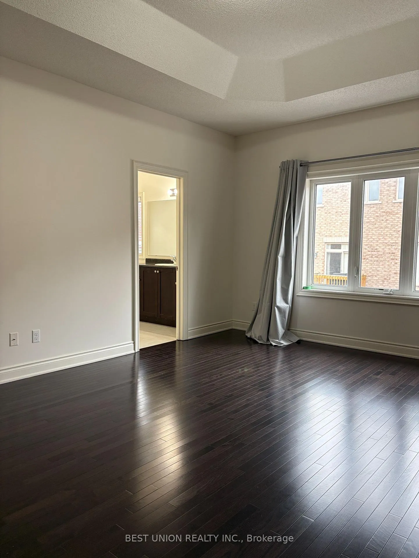 Photo 7 of 52 Manila Street, Markham, Berczy — HOMEH