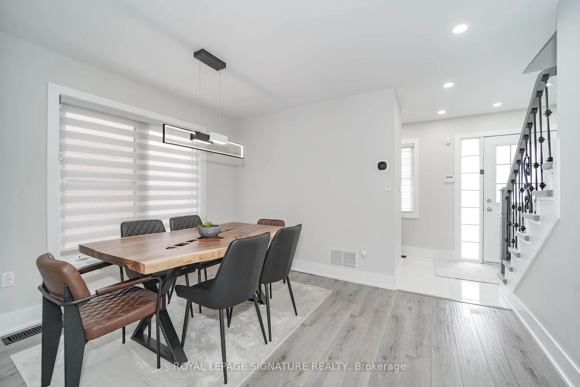 Photo 9 of 80 Kidd Crescent, New Tecumseth, Alliston — HOMEH