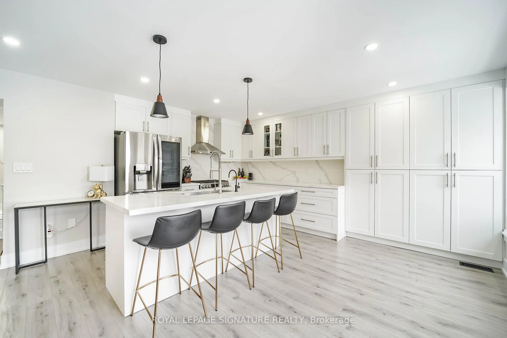 Photo 16 of 80 Kidd Crescent, New Tecumseth, Alliston — HOMEH