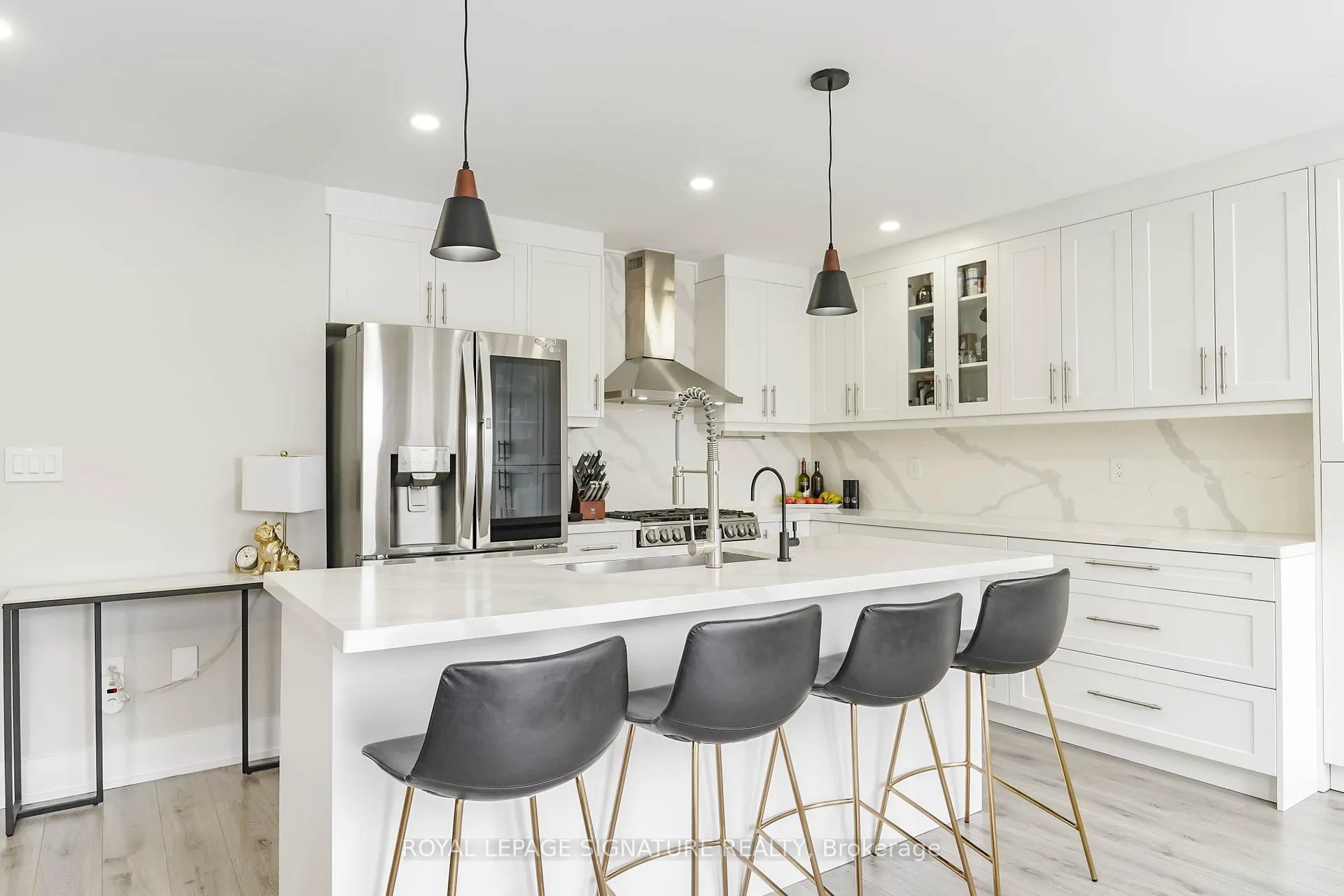 Photo 17 of 80 Kidd Crescent, New Tecumseth, Alliston — HOMEH