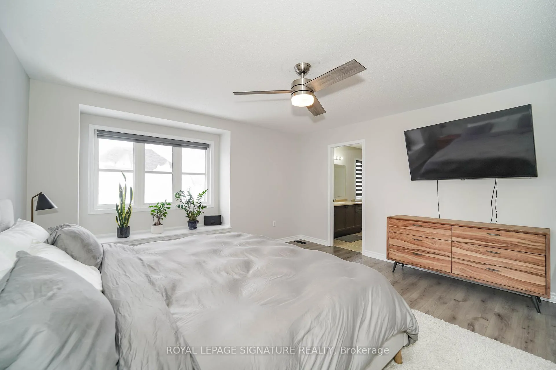 Photo 31 of 80 Kidd Crescent, New Tecumseth, Alliston — HOMEH