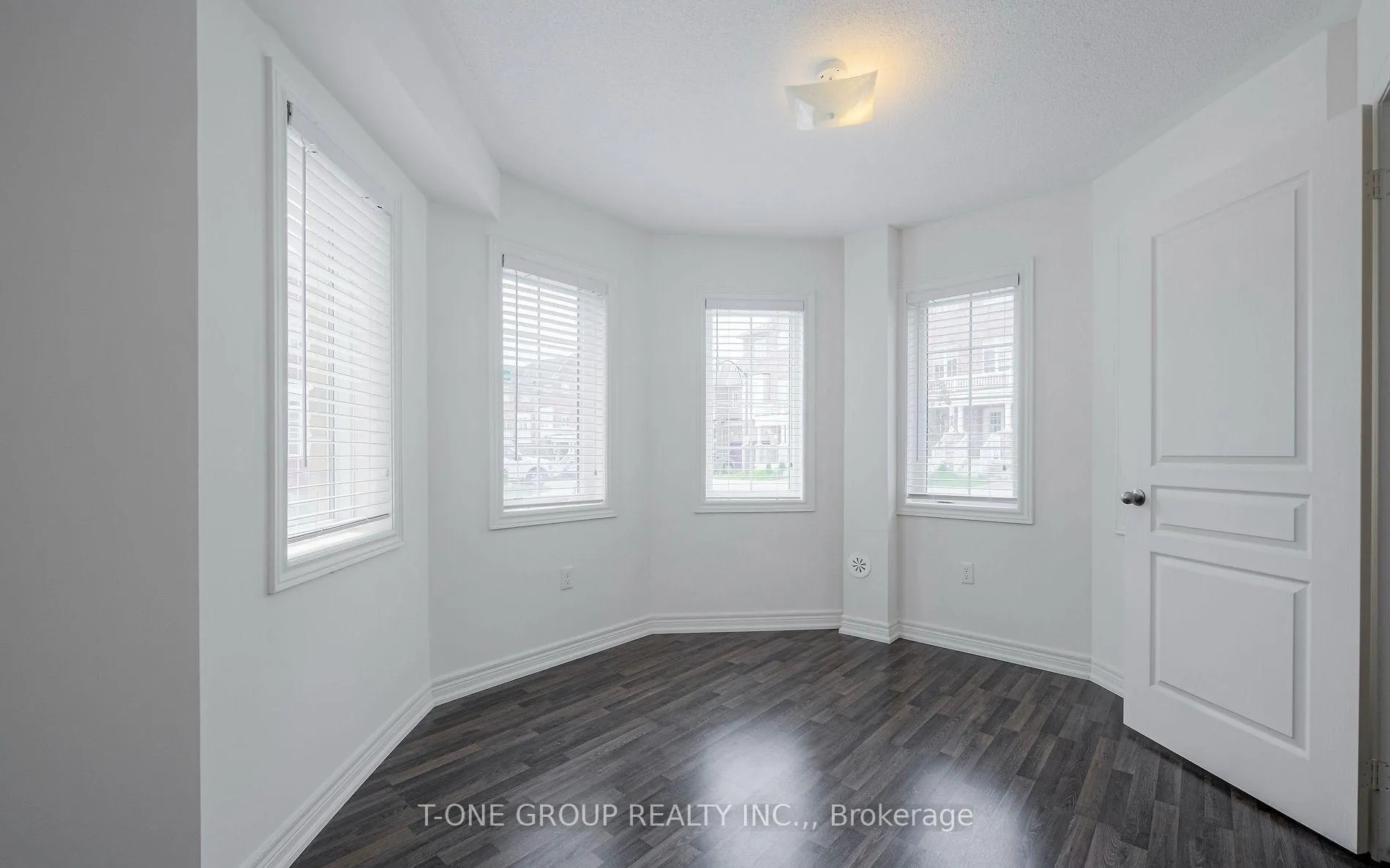 Photo 10 of Unit 128, 31 Fanny Grove, Markham, Greensborough — HOMEH