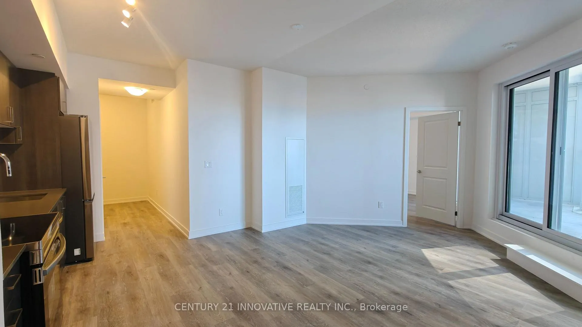 Photo 6 of Unit 201, 1010 Sandy Beach Road, Pickering, Bay Ridges — HOMEH