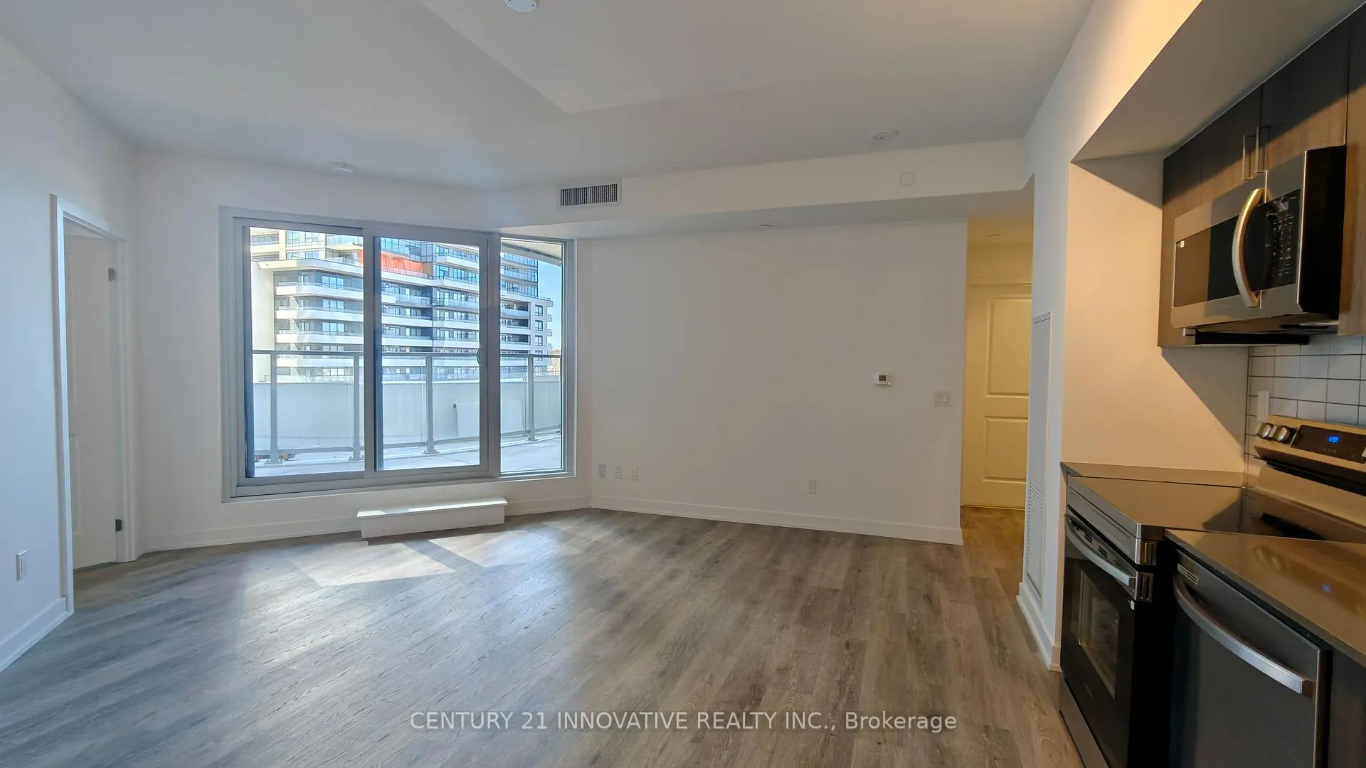 Photo 11 of Unit 201, 1010 Sandy Beach Road, Pickering, Bay Ridges — HOMEH