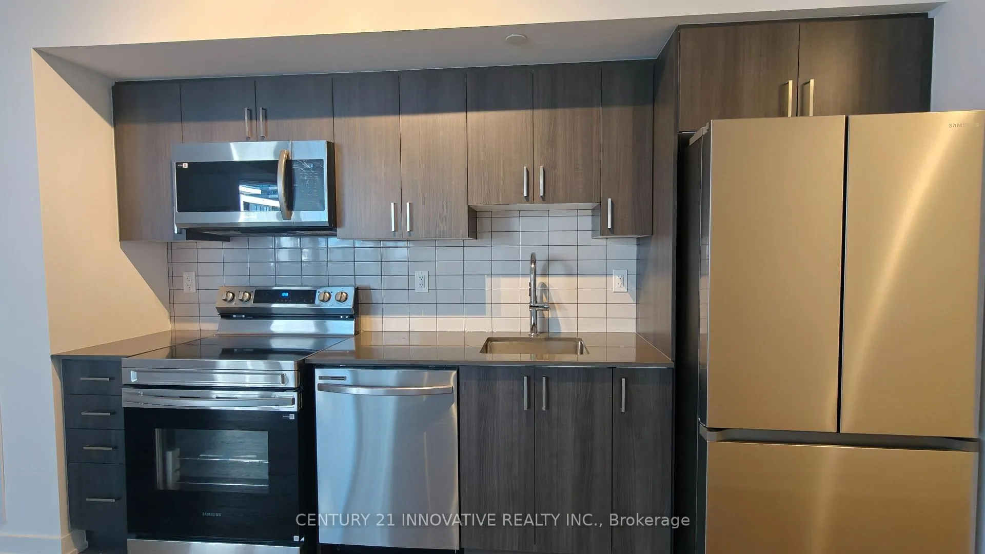 Photo 15 of Unit 201, 1010 Sandy Beach Road, Pickering, Bay Ridges — HOMEH