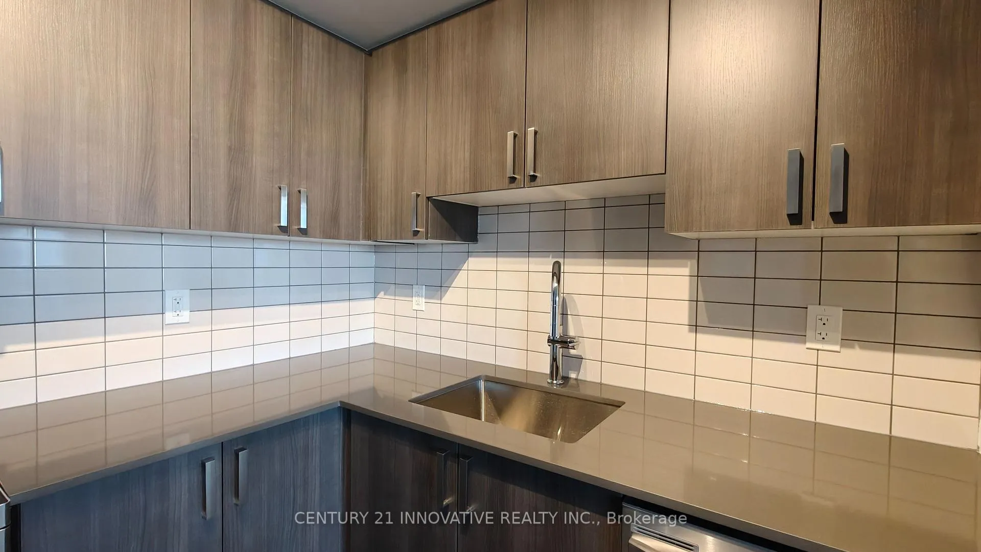 Photo 14 of Unit 416, 1010 Sandy Beach Road, Pickering, Bay Ridges — HOMEH