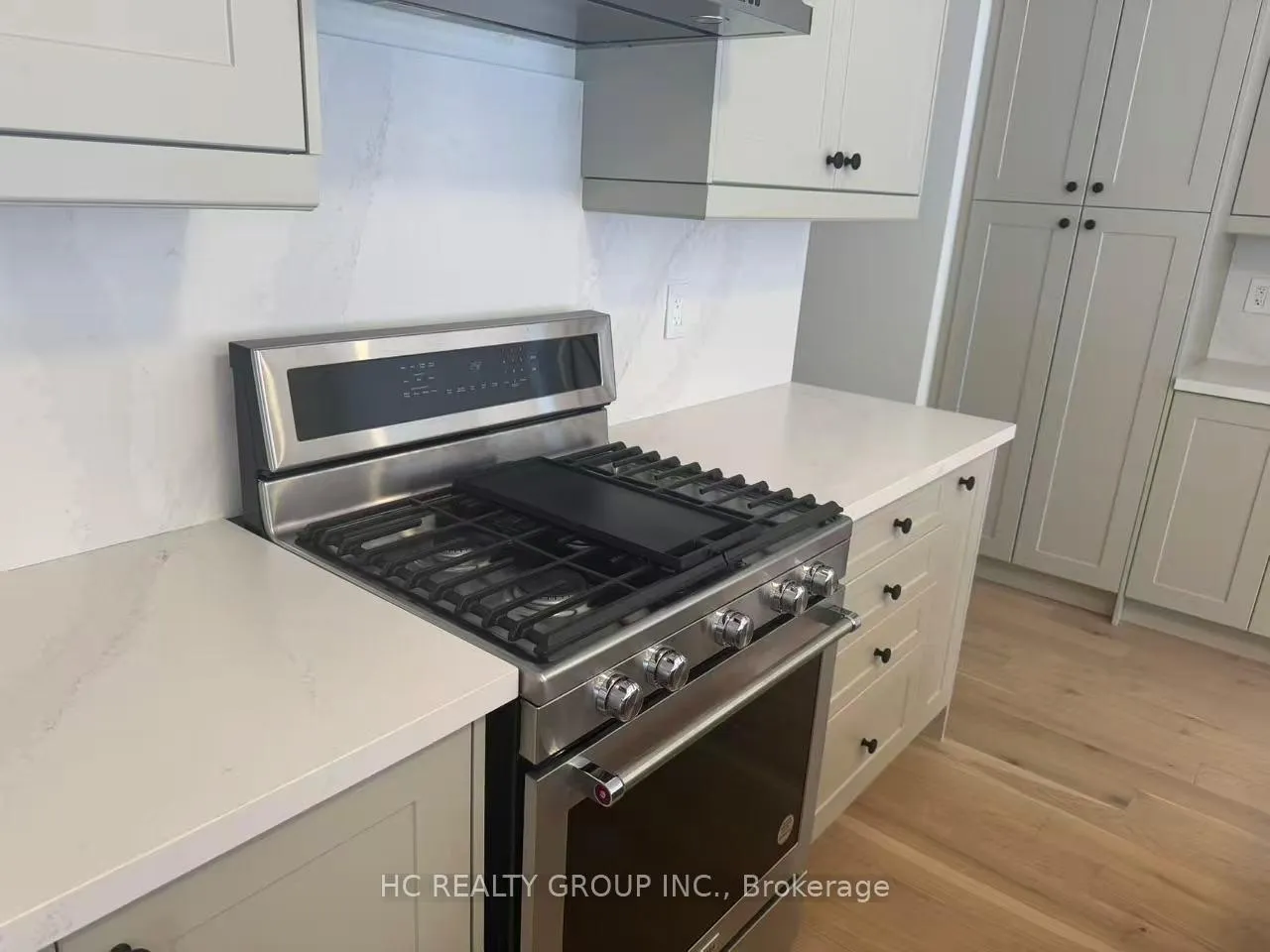 Photo 10 of 664 Grand Ridge Avenue, Oshawa, Pinecrest — HOMEH
