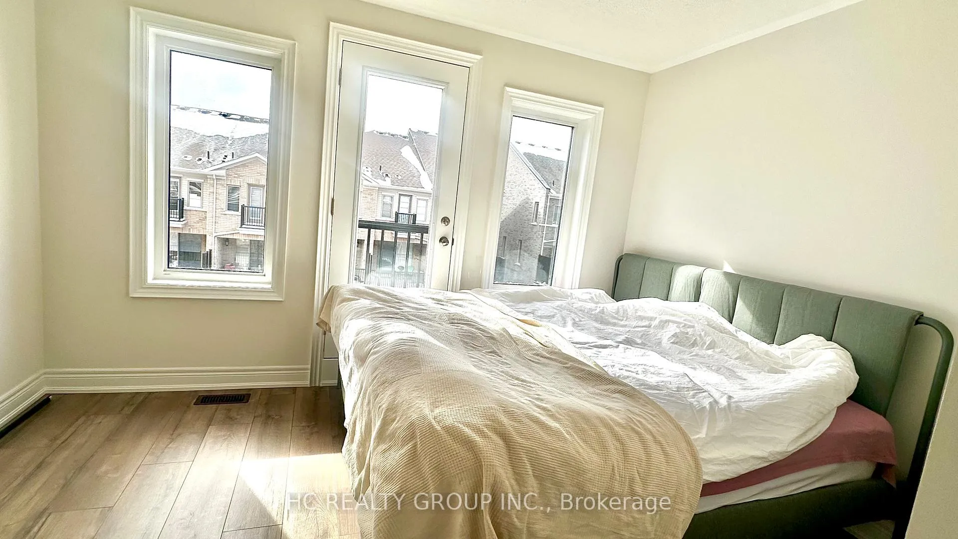 Photo 2 of 2852 Whites Road, Pickering, Rural Pickering — HOMEH