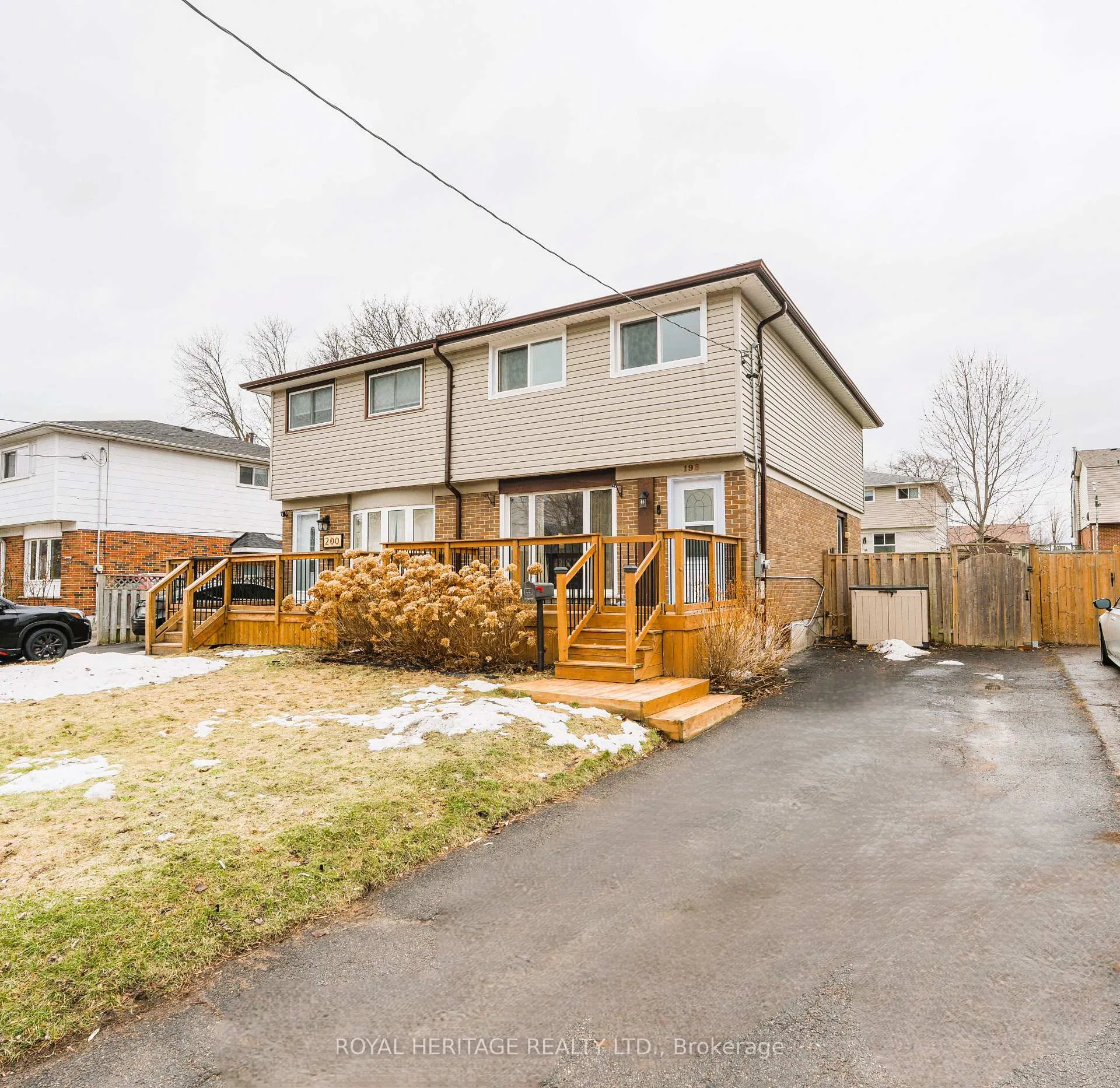 Photo 1 of 198 Barkley Crescent, Oshawa, Vanier — HOMEH