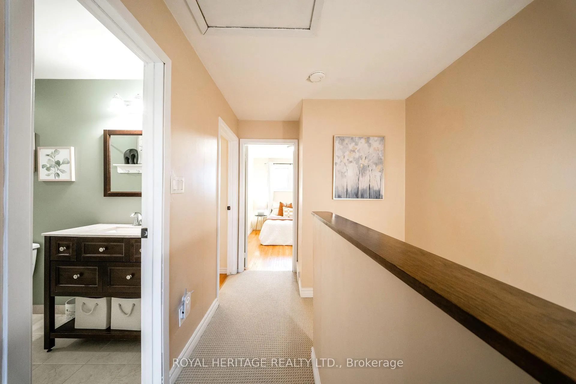 Photo 23 of 198 Barkley Crescent, Oshawa, Vanier — HOMEH