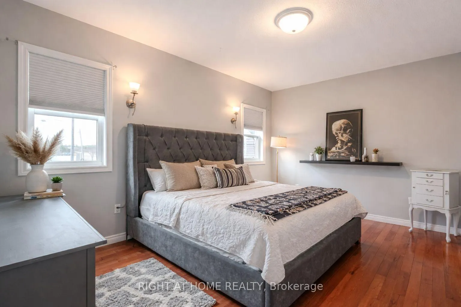 Photo 12 of 301 Mud Street E, Hamilton, Rural Stoney Creek — HOMEH