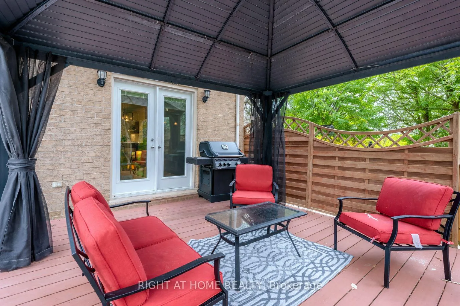 Photo 26 of 301 Mud Street E, Hamilton, Rural Stoney Creek — HOMEH