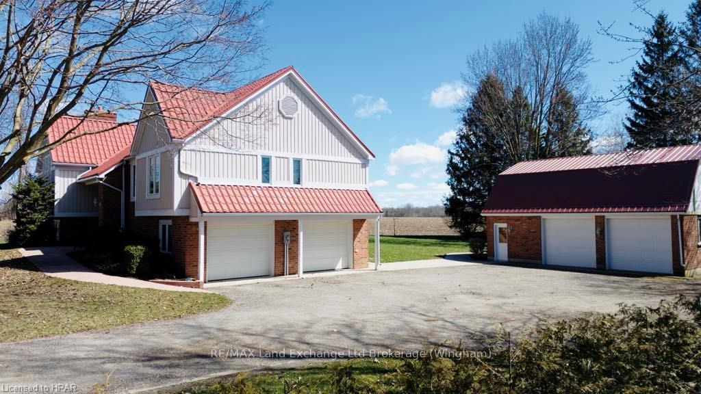 Photo 8 of 84332 Mcnabb Line, Huron East, Grey — HOMEH